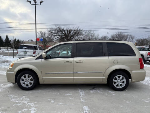 2012 Chrysler Town and Country Touring