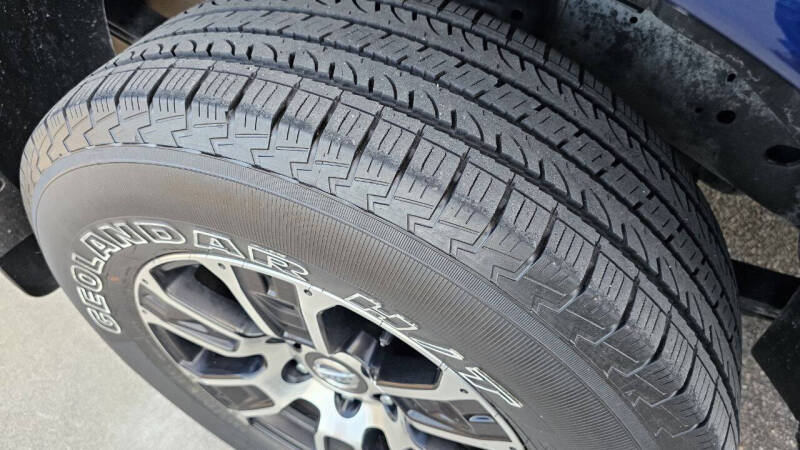 2021 Nissan Titan SV