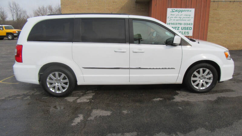 2014 Chrysler Town and Country for sale at LENTZ USED VEHICLES INC in Waldo WI