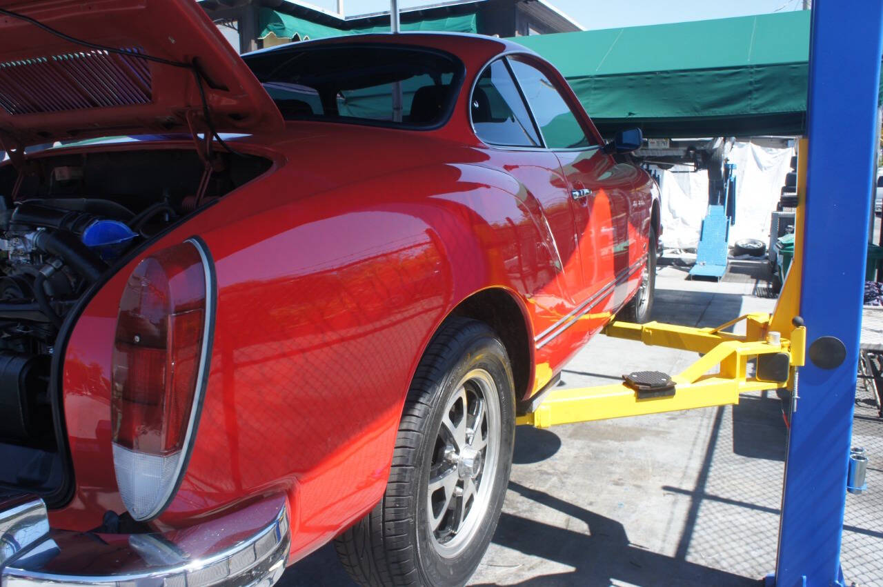 1973 Volkswagen Karmann Ghia 8
