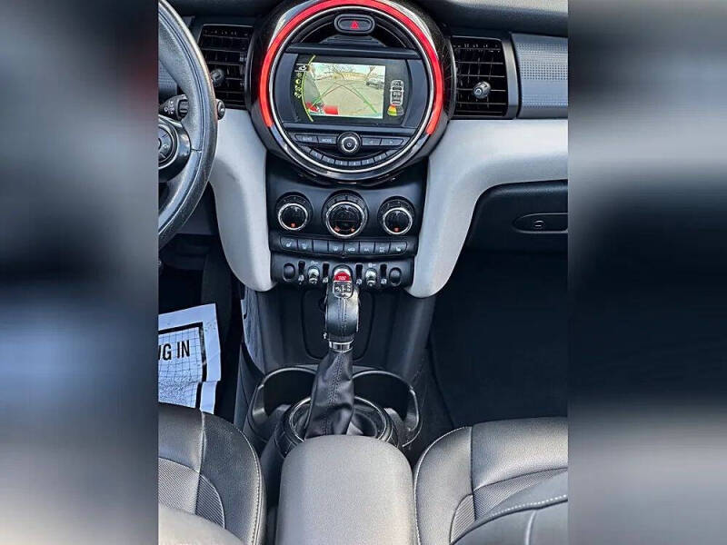 2017 MINI Convertible Cooper