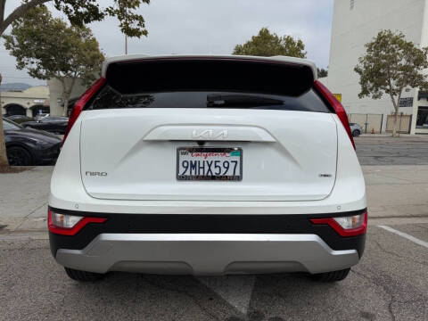 2024 Kia Niro EX