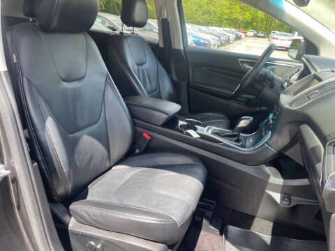 2016 Ford Edge Titanium