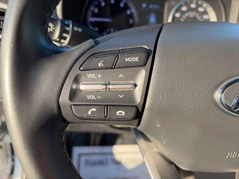 2021 Hyundai Kona SEL