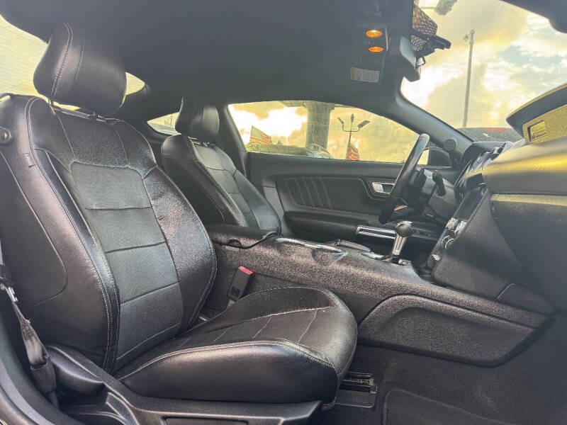 2020 Ford Mustang EcoBoost Premium