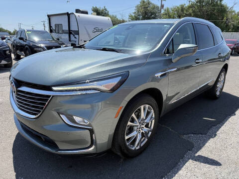 2023 Buick Enclave Essence
