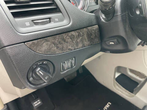 2011 Dodge Grand Caravan Crew