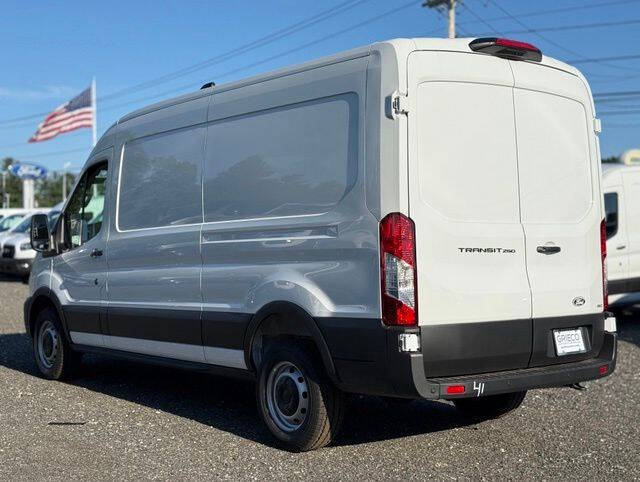 2026 Ford Transit 250