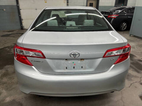 2012 Toyota Camry LE