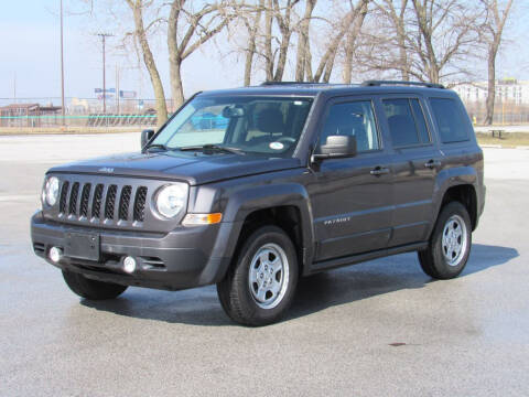 2016 Jeep Patriot for sale at Highland Luxury in Highland IN
