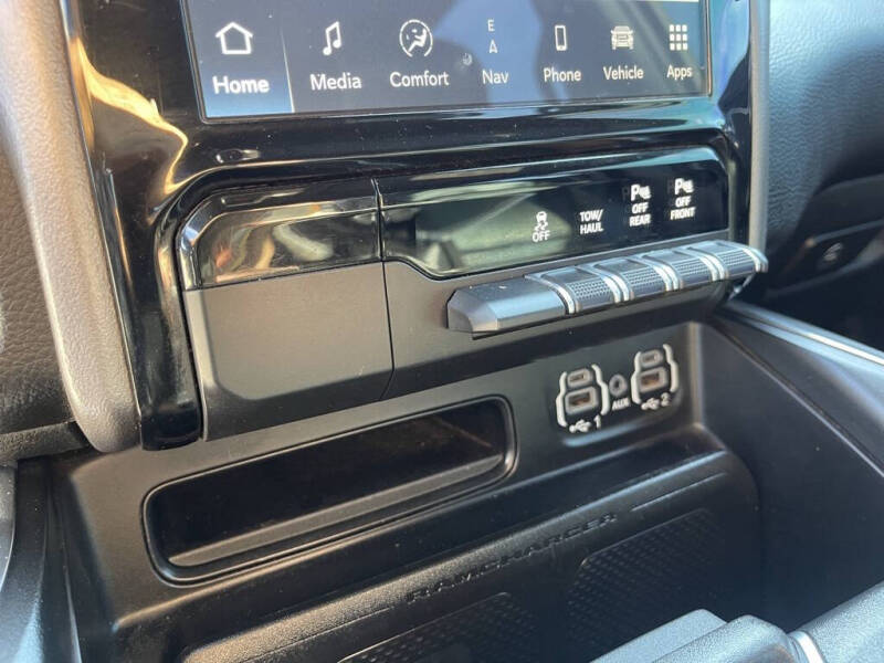 2024 RAM 1500 Laramie