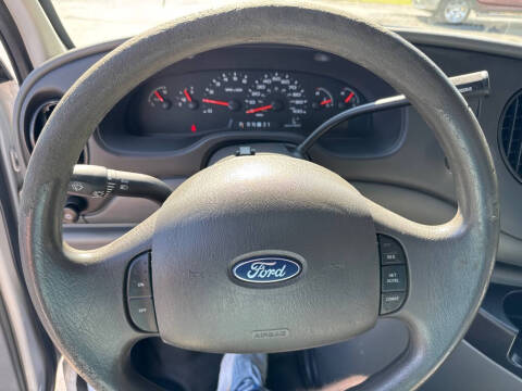 2006 Ford E-Series E-250