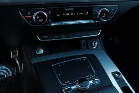 2019 Audi Q5 quattro Prestige 45 TFSI