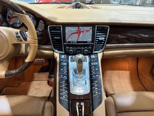 2010 Porsche Panamera Turbo