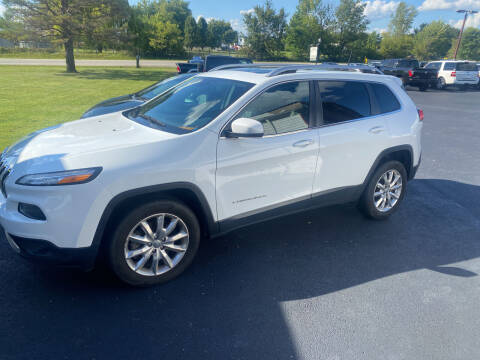 2016 Jeep Cherokee for sale at EAGLE ONE AUTO SALES in Leesburg OH