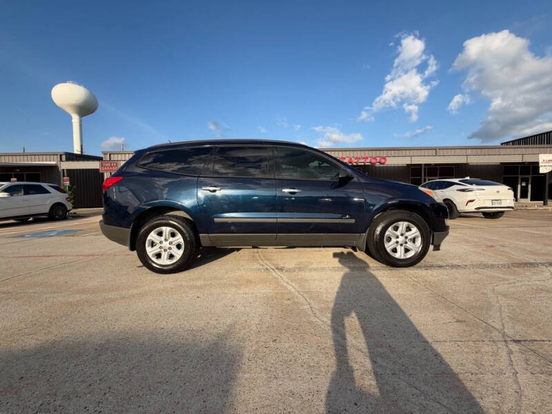 2012 Chevrolet Traverse LS