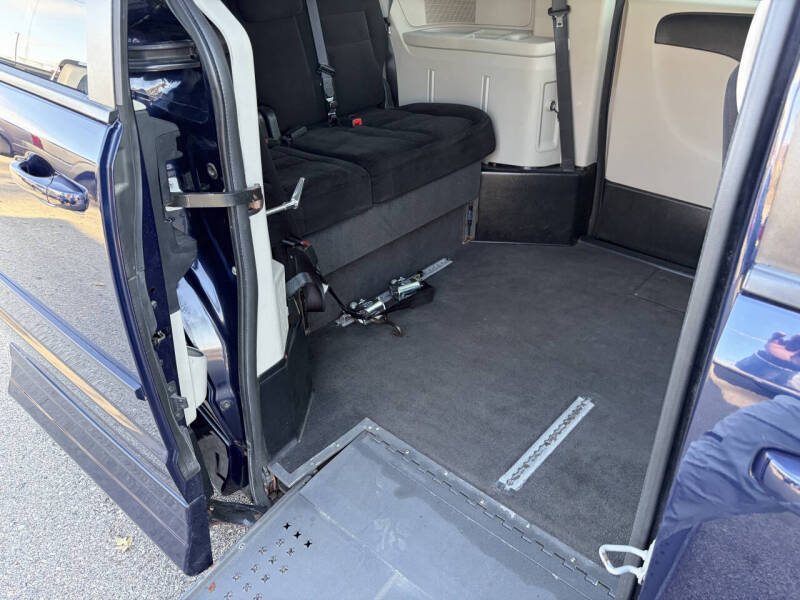 2014 Dodge Grand Caravan SE 30th Anniversary