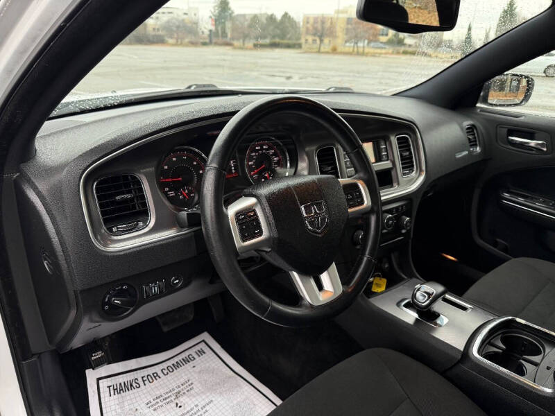 2013 Dodge Charger SE