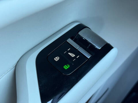 2025 Volvo EX90 Twin Performance Ultra 7P