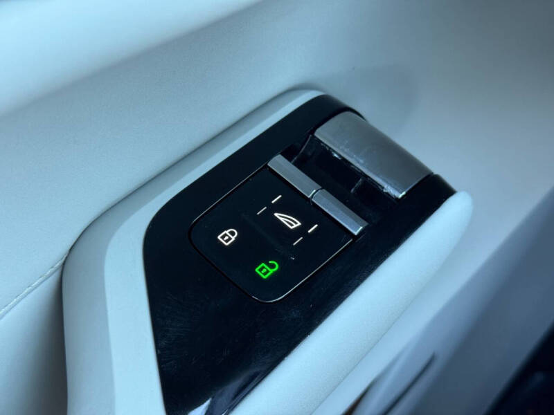 2025 Volvo EX90 Twin Performance Ultra 7P