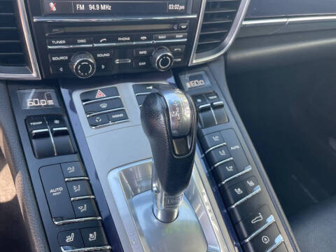 2011 Porsche Panamera 4