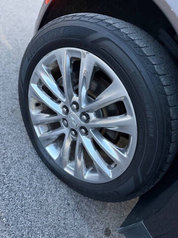 2017 Cadillac XT5 Platinum