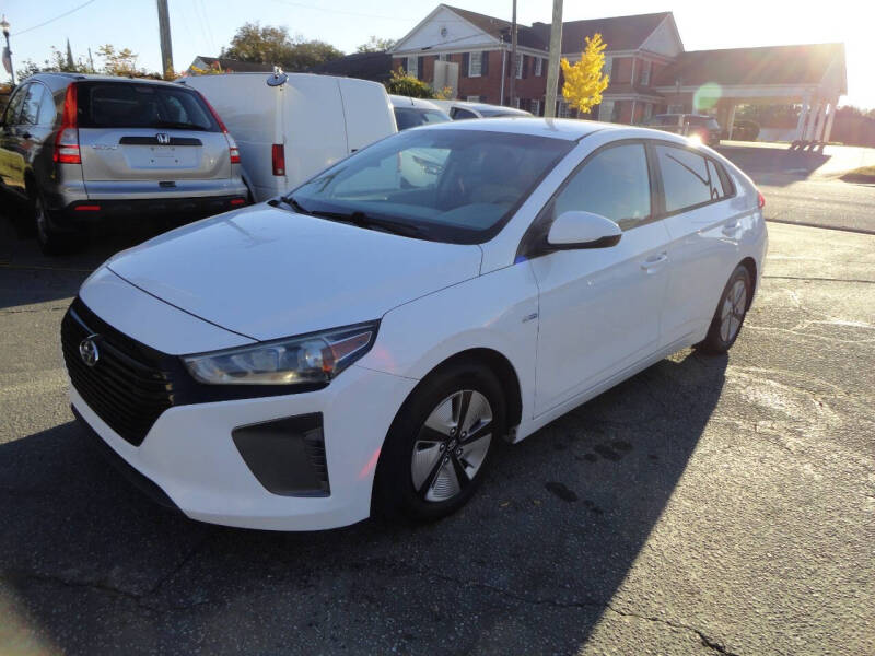2019 Hyundai Ioniq Blue's photo