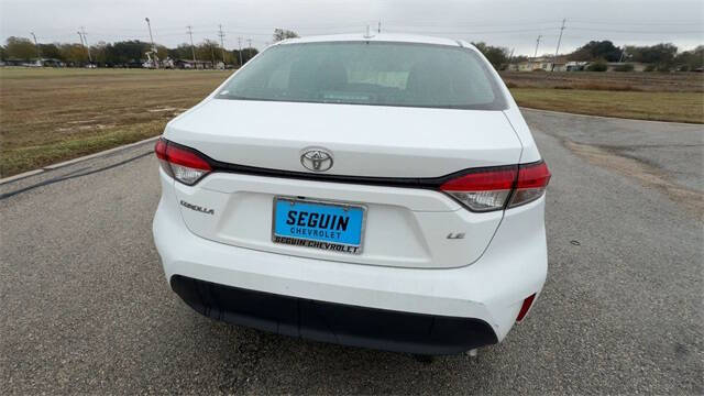 2024 Toyota Corolla LE