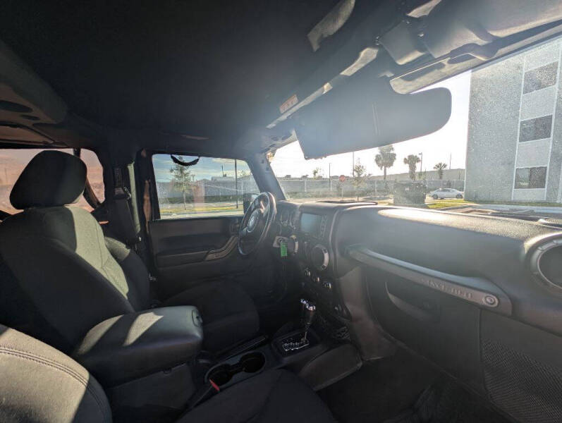 2017 Jeep Wrangler Sport