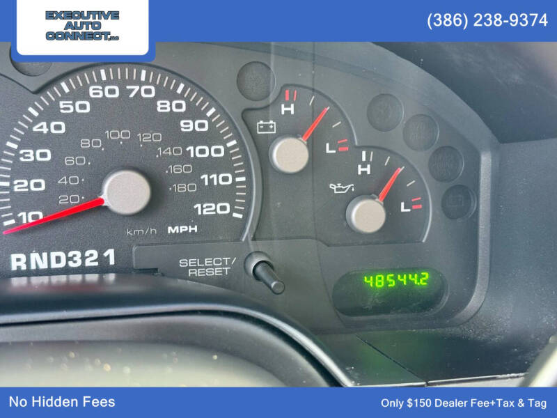 2004 Ford Explorer XLS