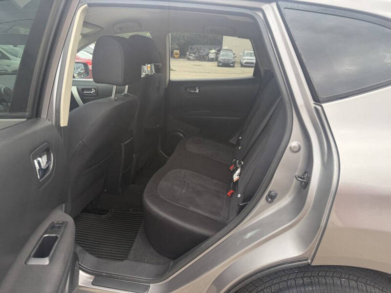 2012 Nissan Rogue S