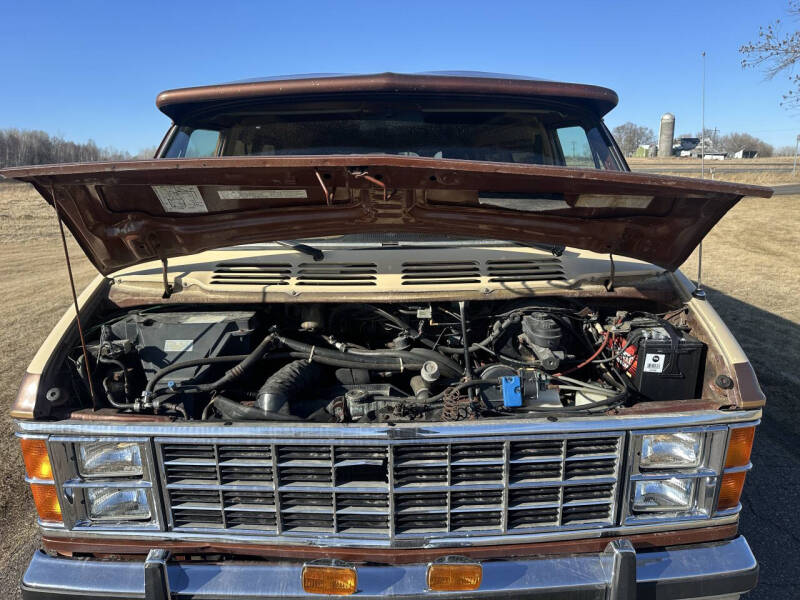 1984 Dodge Ram Van B250