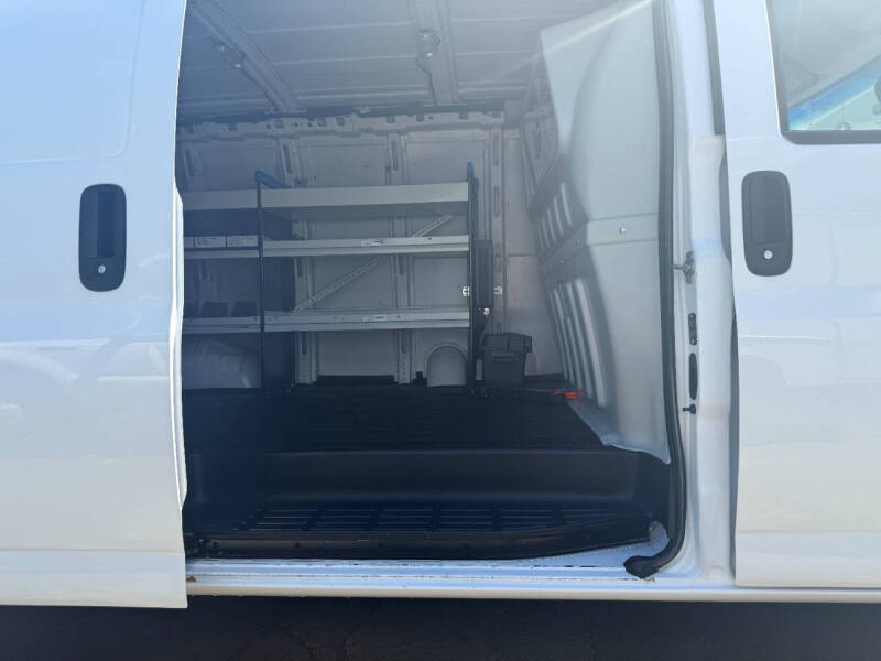 2020 Chevrolet Express 2500