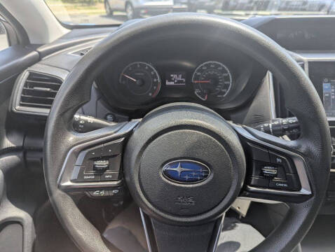 2017 Subaru Impreza 2.0i