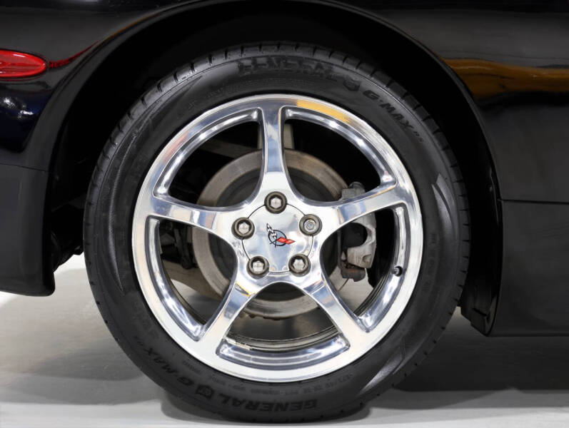 2004 Chevrolet Corvette