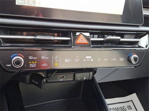 2025 Kia Niro EX Touring