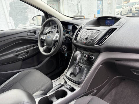 2014 Ford Escape S
