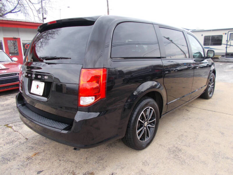 2019 Dodge Grand Caravan SE Plus
