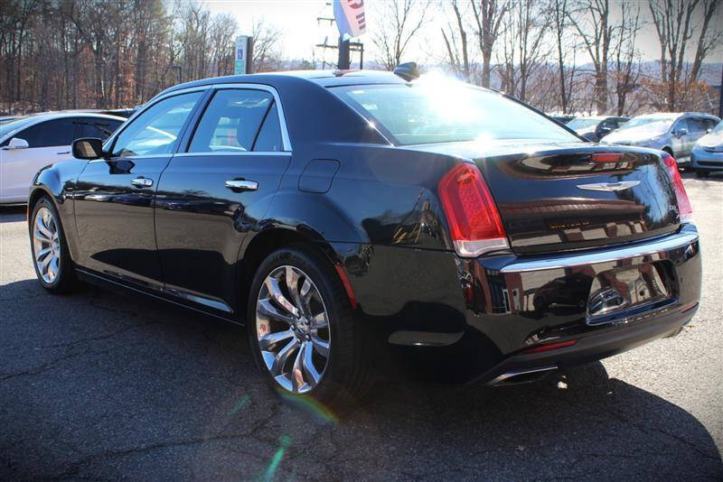 2015 Chrysler 300 C