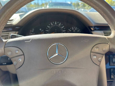 2001 Mercedes-Benz E-Class E 320