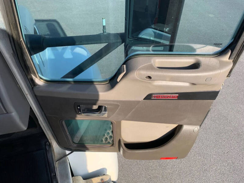 2016 Kenworth T370