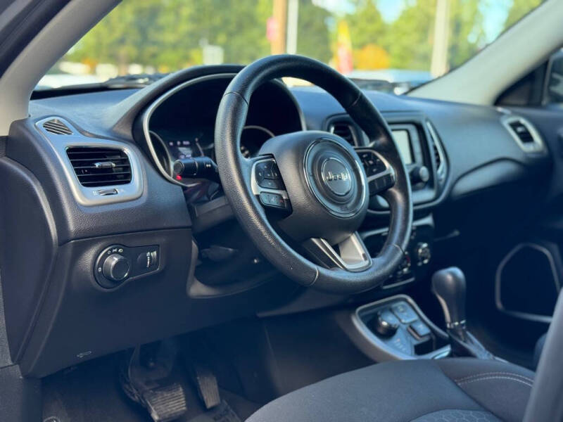 2017 Jeep Compass Sport