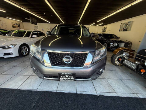 2016 Nissan Pathfinder S