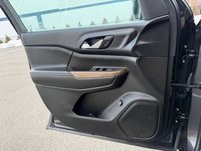 2018 GMC Acadia SLE-2