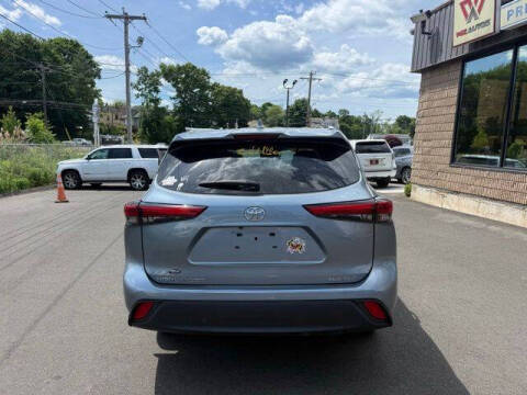 2021 Toyota Highlander XLE