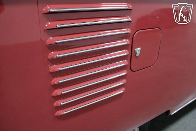 1961 Volkswagen Bus
