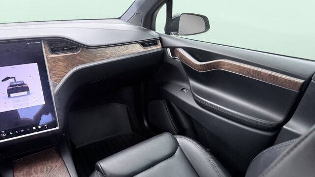 2020 Tesla Model X Long Range Plus