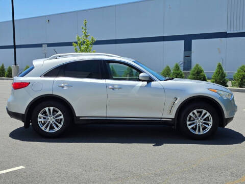 2011 Infiniti FX35