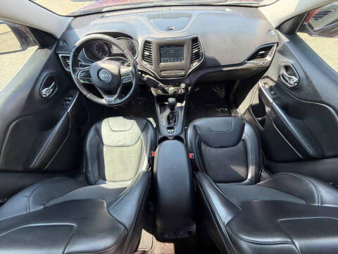 2019 Jeep Cherokee Latitude Plus