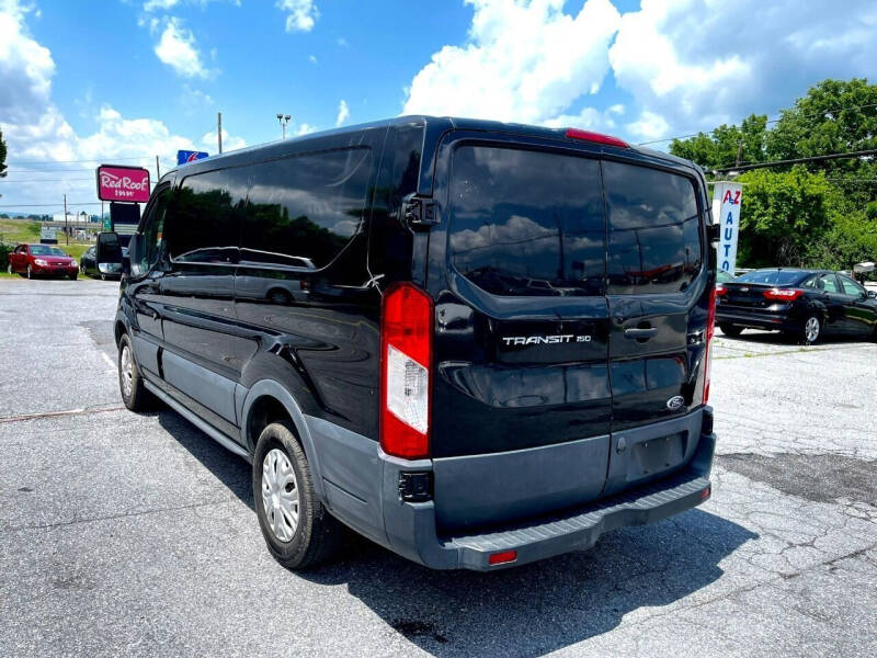 2015 Ford Transit Base photo 4